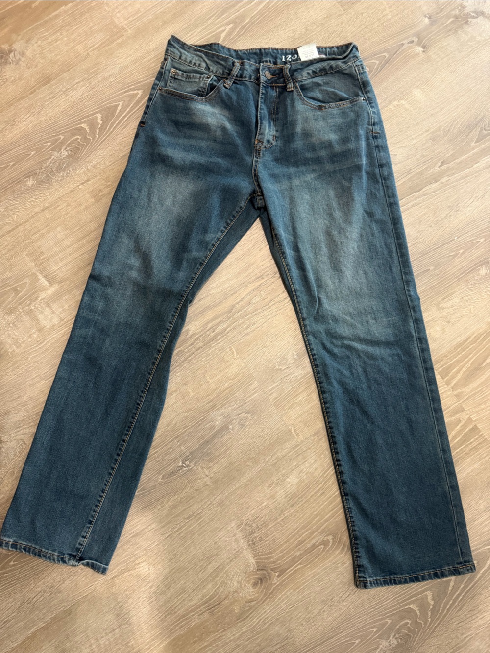 Izod Men's Dark Blue Straight-Leg Jeans